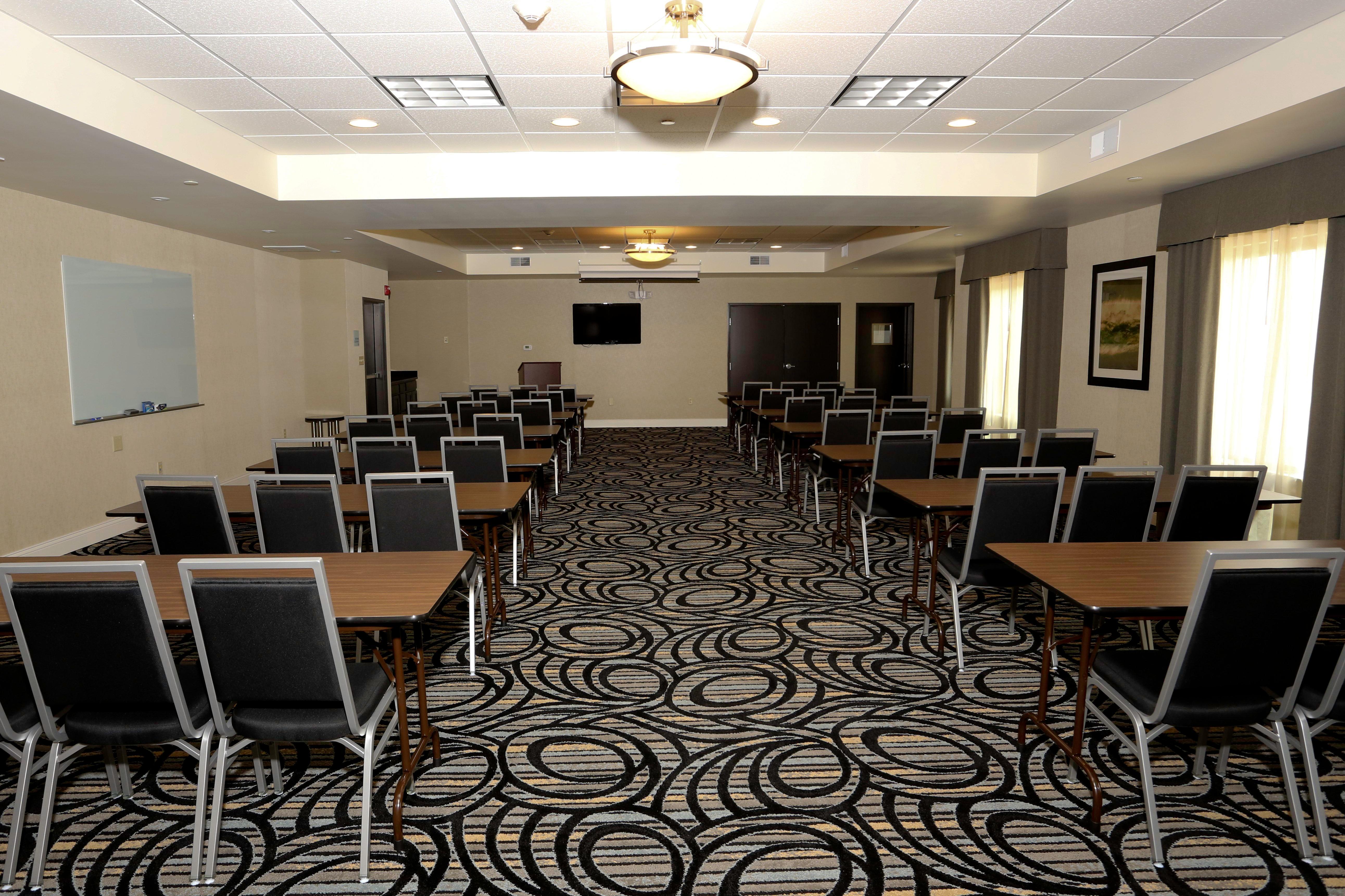 Holiday Inn Express & Suites Marion Northeast By Ihg Екстер'єр фото