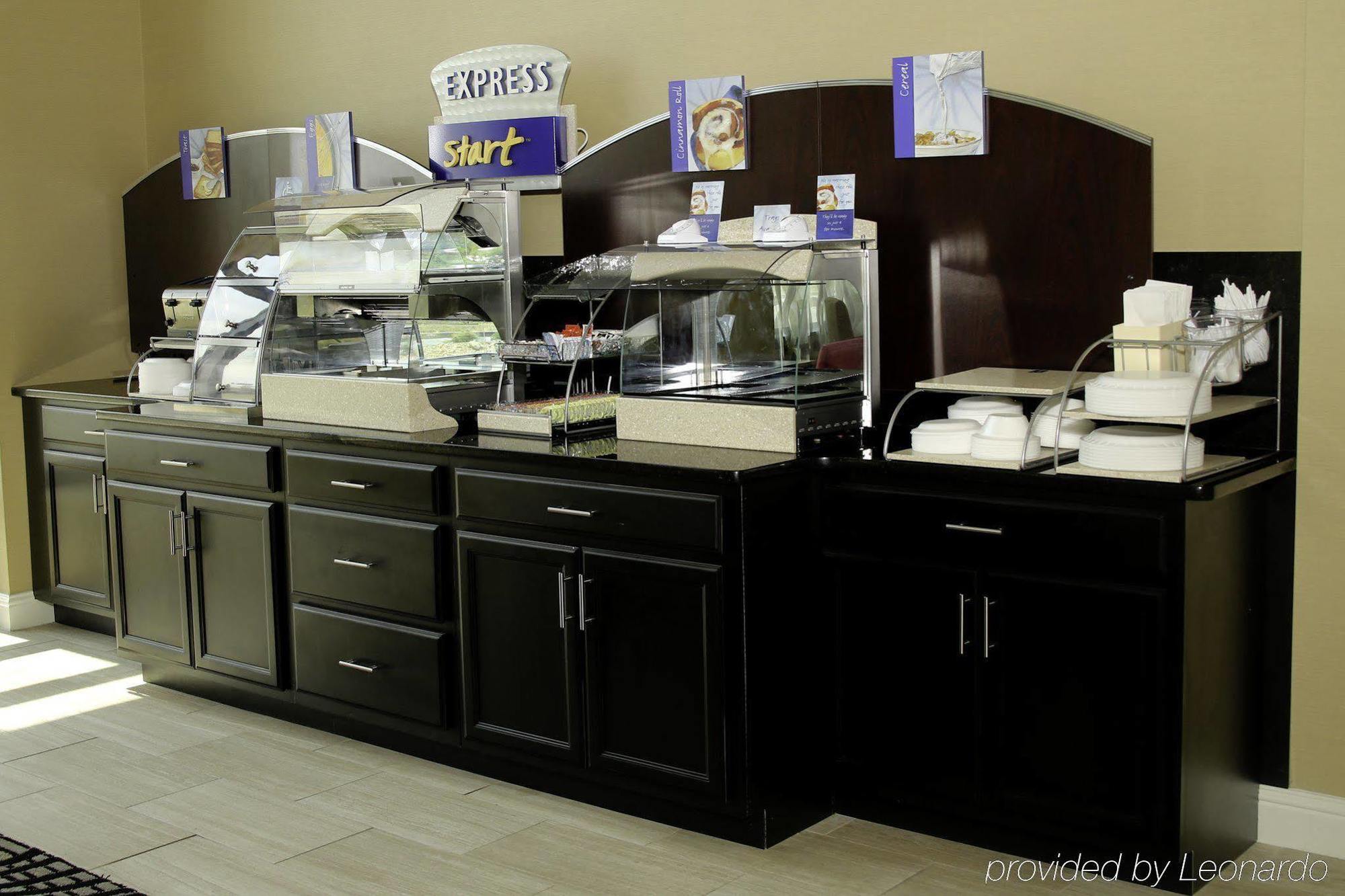 Holiday Inn Express & Suites Marion Northeast By Ihg Екстер'єр фото